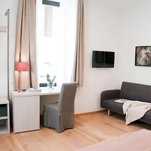 Giuturna Boutique Рим