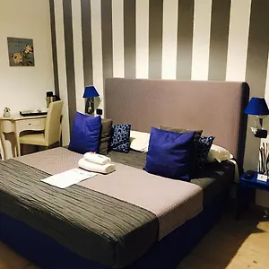 Bed & Breakfast Exa - Just, Rome