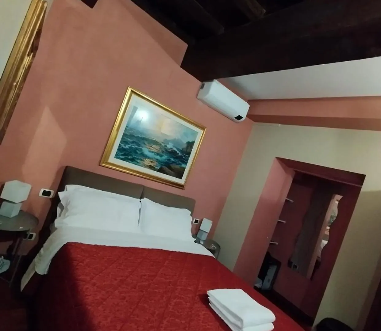 Borgo Pio 91 Hotel Róma 2*,  Olaszország